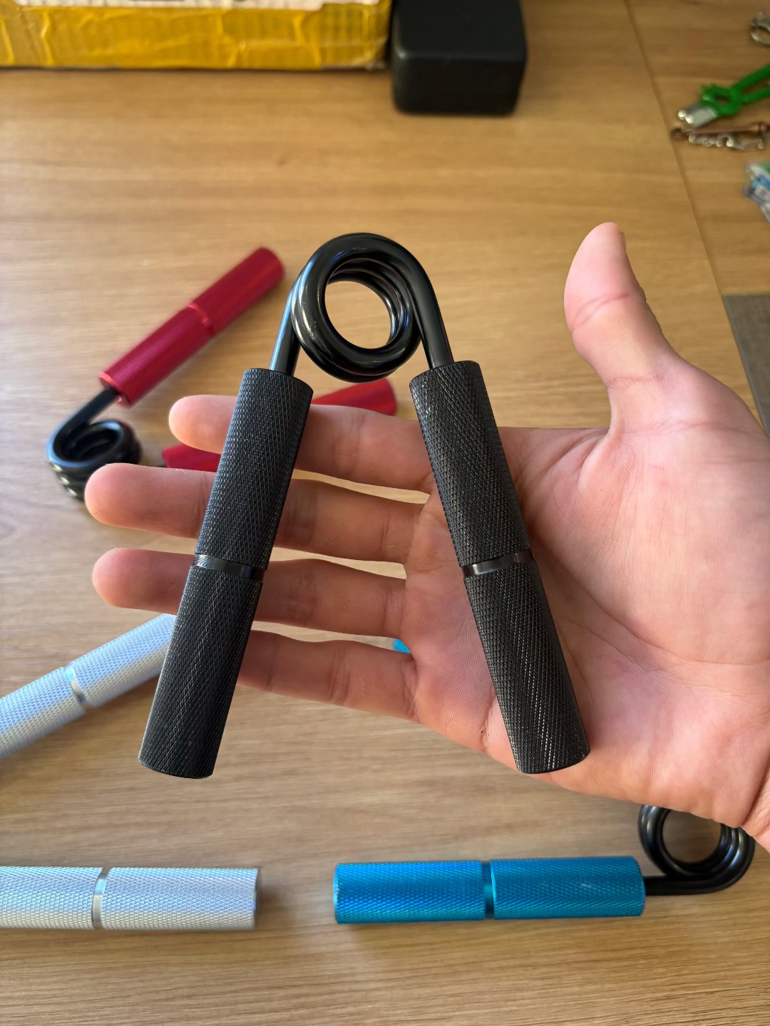 Hand Grips | Ejercitador de Mano y Antebrazo para Gimnasio, Calistenia y Rehabilitación
